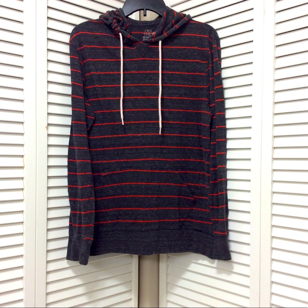 On the Byas men’s large hoodie gray red stripe
